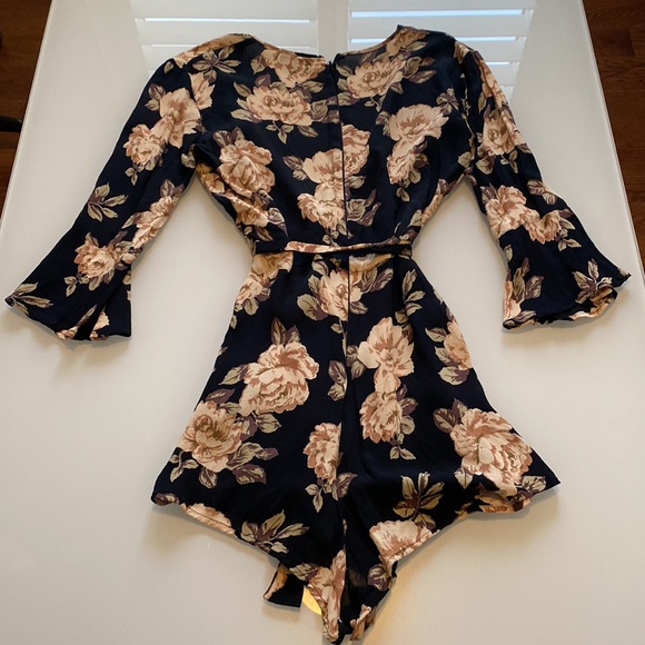 Top Shop Floral Romper - Picture 3 of 3